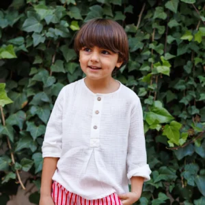 Pantalón corto niño rayas rojas