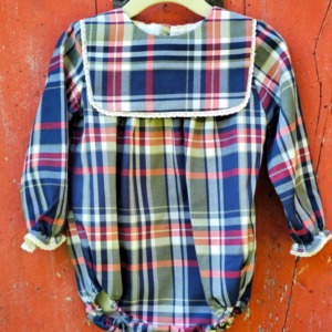 Pelele Unisex Tartán: Estilo Clásico para los Más Pequeños