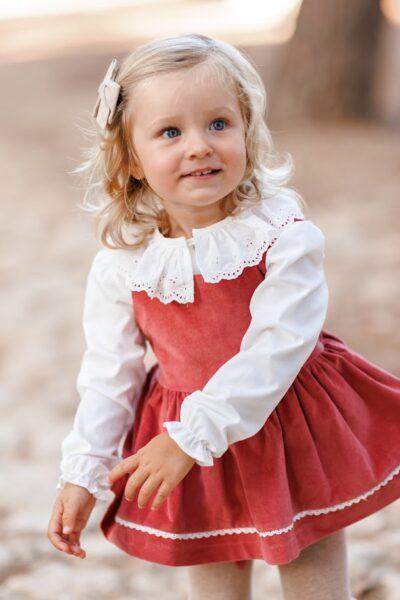 Pichi para bebé con diseño suave y cómodo, ideal para mantener a tu pequeño a la moda y cómodo durante todo el día.