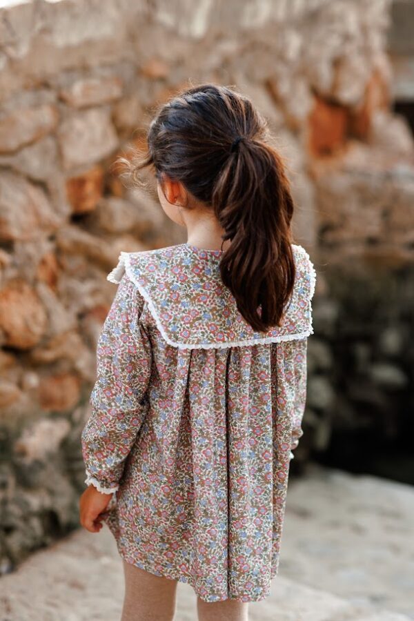 vestido niña flores invierno