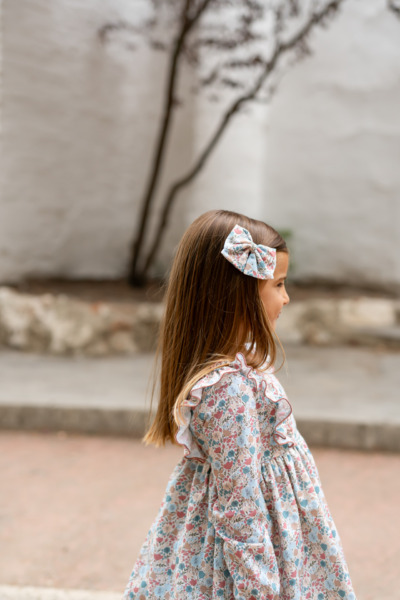 vestido floral niña