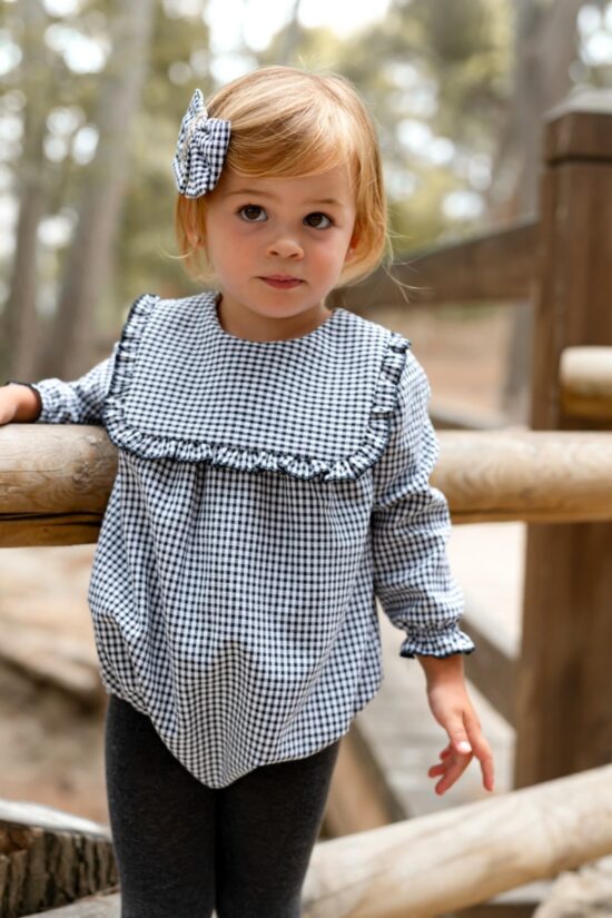 Pelele Nogal de bebé en moda infantil artesanal con cuadros vichy