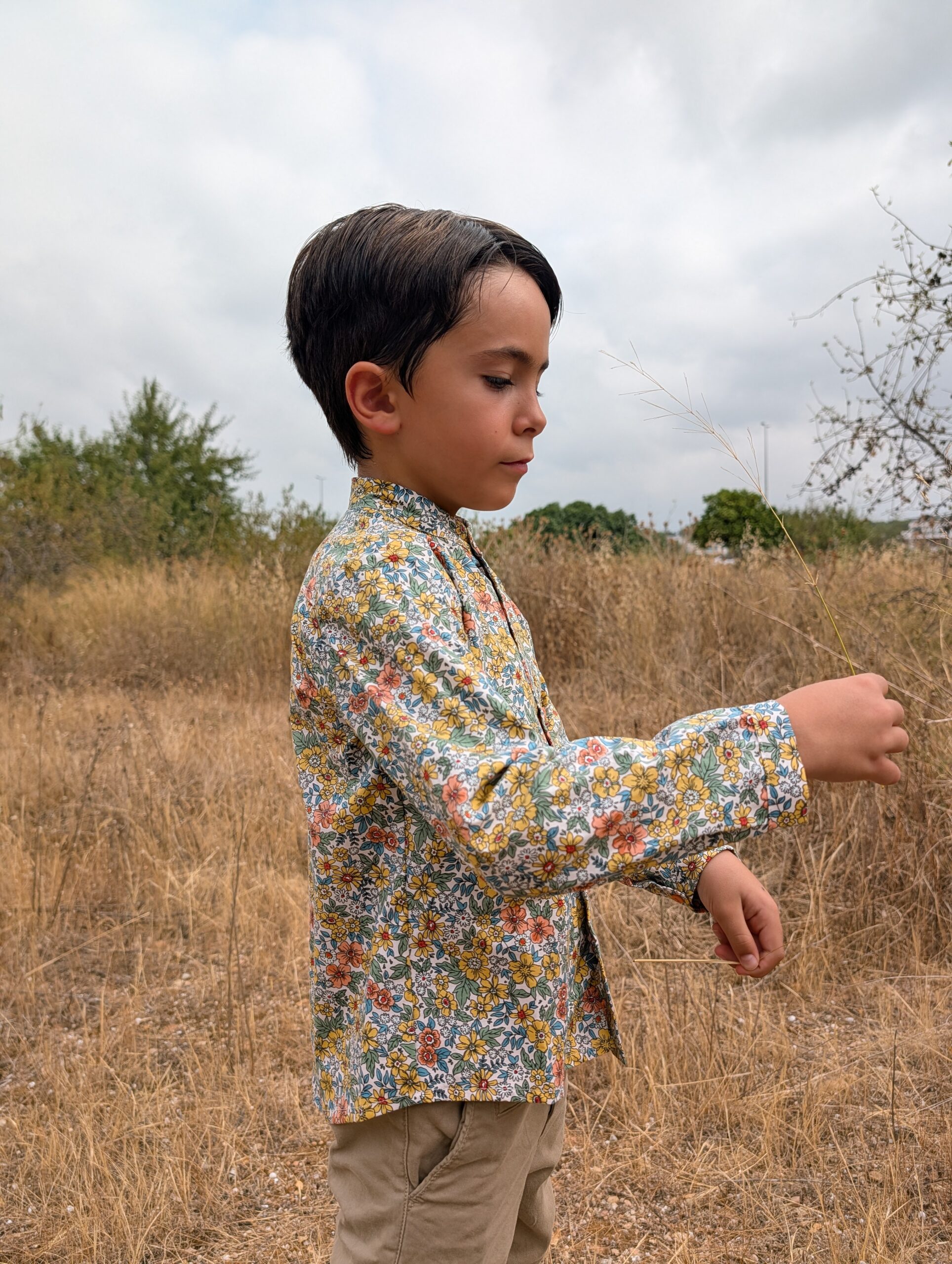 Camisa Evelyne de niño con cuello mao y botonadura frontal