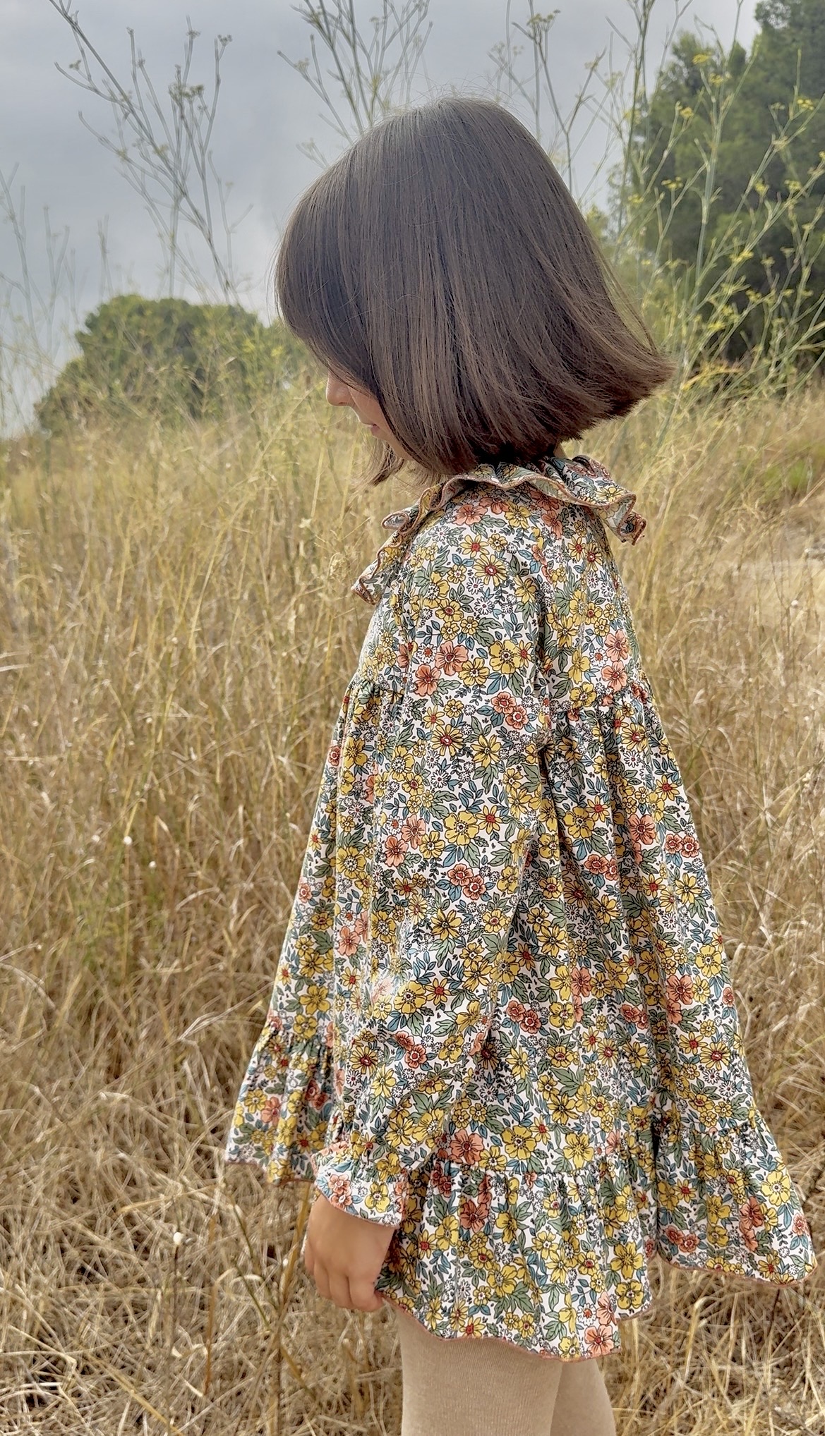 Vestido infantil Evelyne con bajo de volante, tallas 4, 6 y 8 años